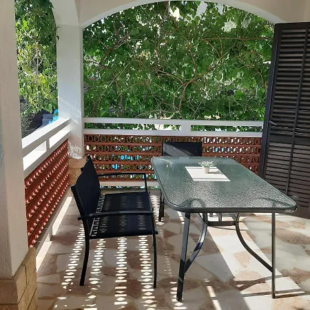 Apartment Casa Liliana Supetarska Draga